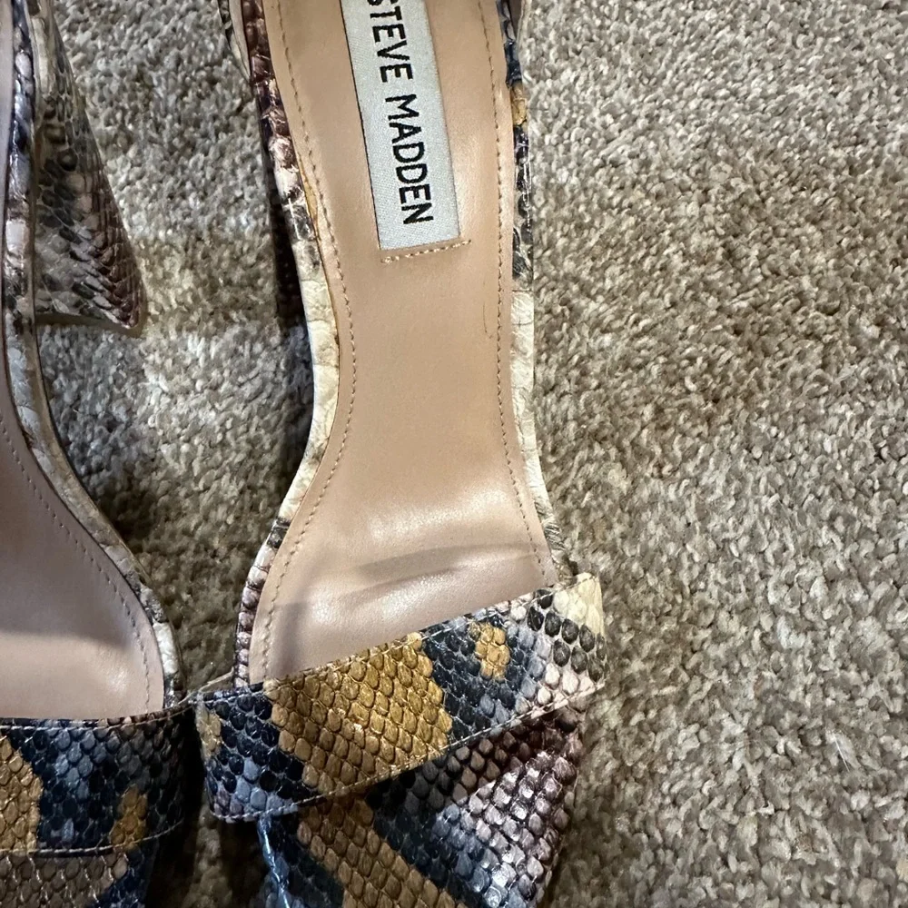 Steve Madden Multicolor Snake Print Heels - Picture 2 of 13